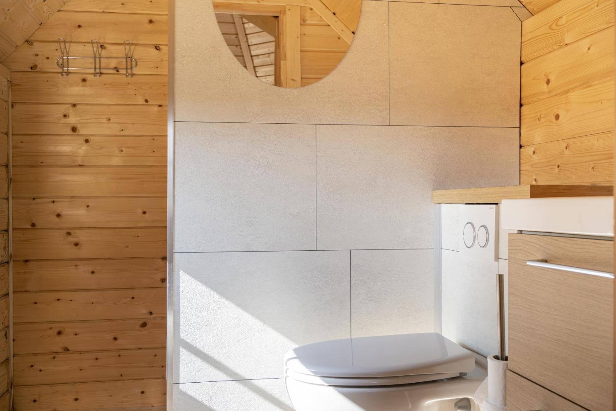 Clos Du Marais Chalet